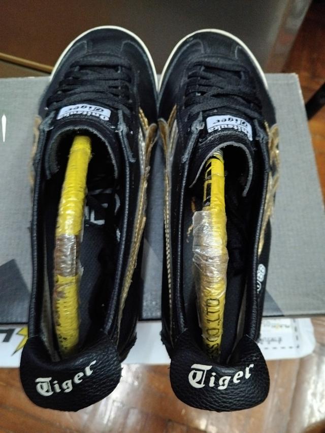 ONITSUKA TIGER MEXICO 66 EUR 42/26.5สวยไม่มีตำหนิไม่ซ่อม590ค่าส่ง50