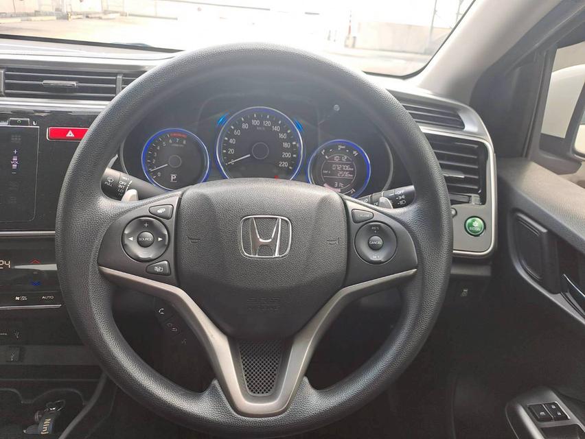 Honda City 1.5 SV รุ่นTop ปี 2015 สีขาว 9