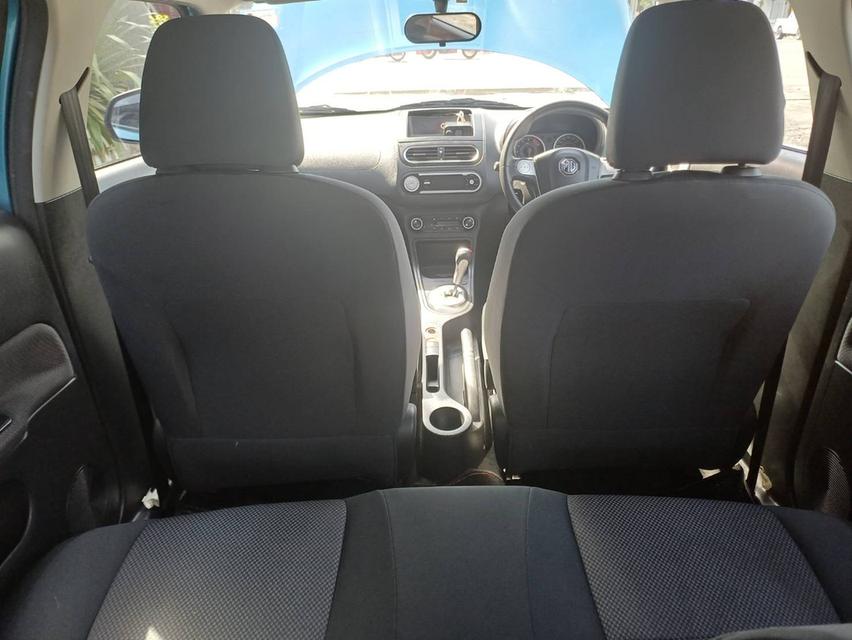 ปี2016 MG 3 BLUE SKY AUTO รอง TOP มือเดียว 13