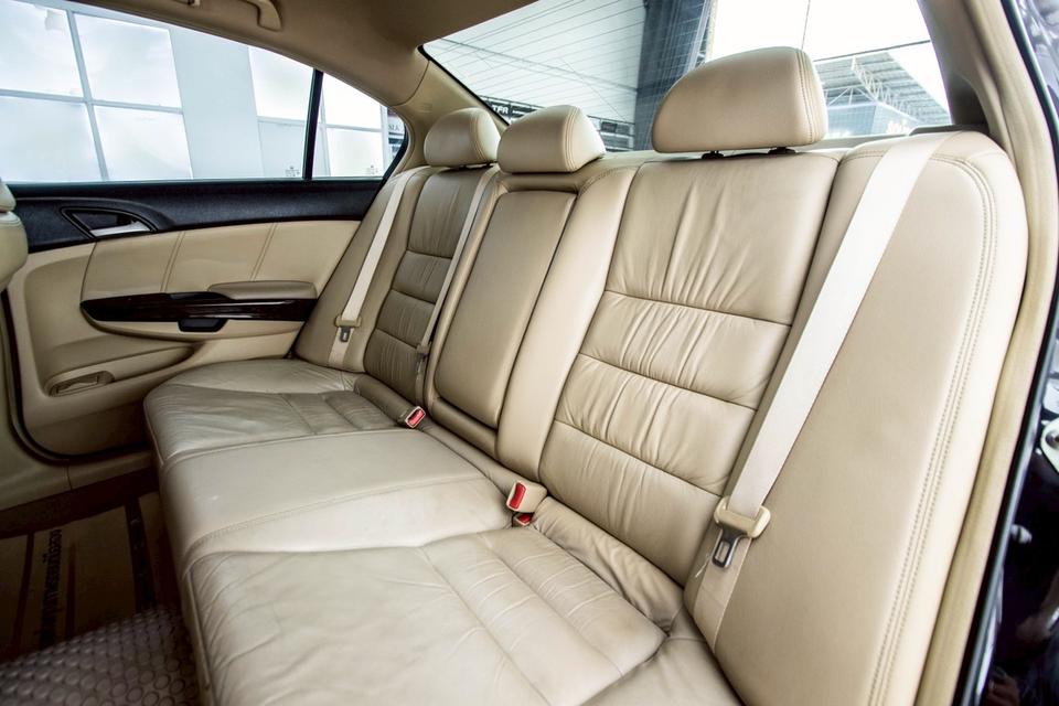 รหัสรถ 4A756 ACCORD 2.4 EL i-VTEC 2010 9