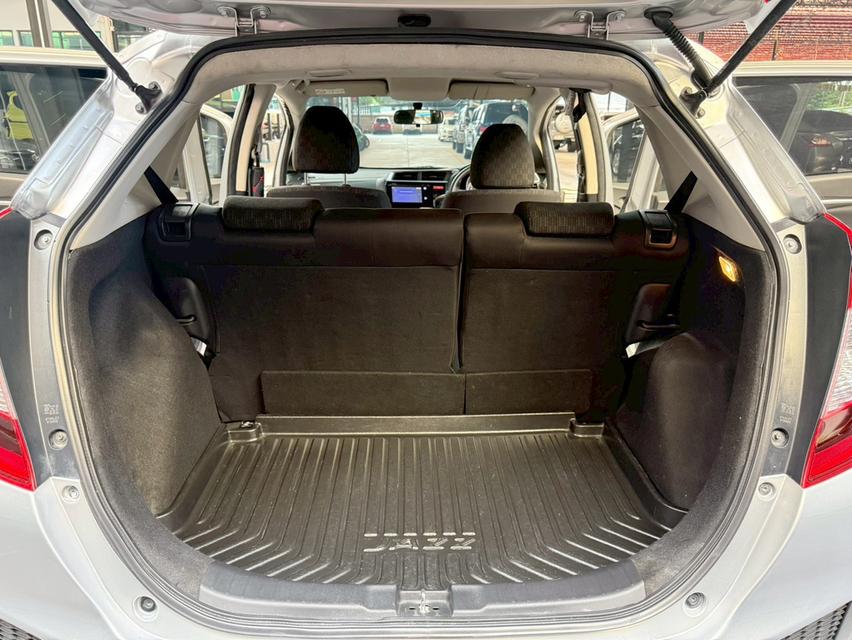 HONDA JAZZ 1.5 V+ i-VTEC ปี 2014 13
