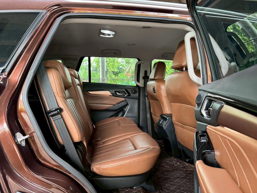 Isuzu MU-X 3.0 Ultimate 2WD Year 2022 9
