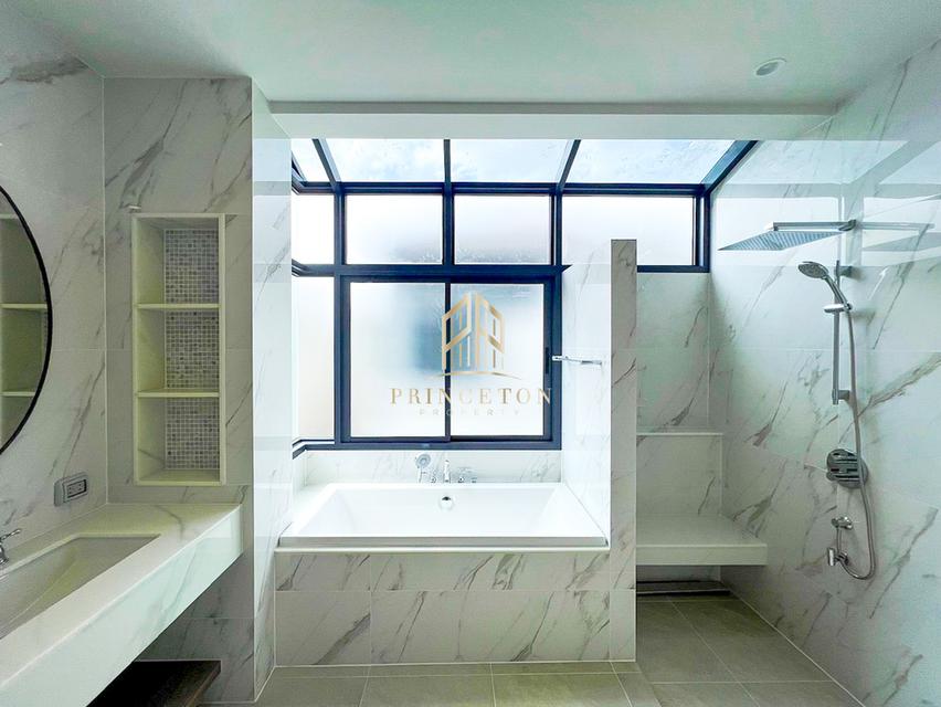 Sale at Loss Luxury House Narasiri Krungthep Kreetha 14