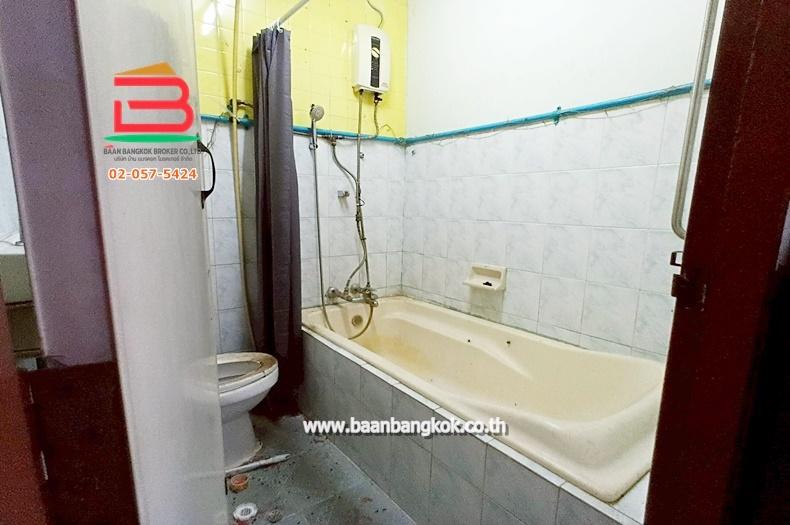 บ้านเดี่ยว ซอยวิภาวดี 64 เนื้อที่ 55 ตรว. ถนนวิภาวดี-รังสิต แขวงดอนเมือง เขตบางเขน กรุงเทพฯ 11