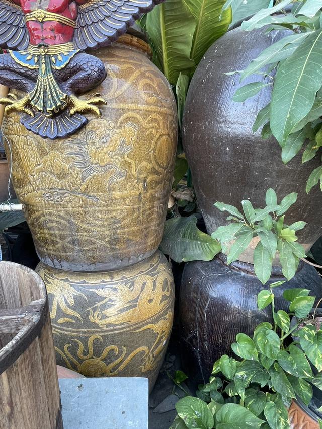 โอ่งโบราณ โอ่งเก่า โอ่งไทย และโอ่งจีน รูปแบบต่างๆ ใบใหญ่ ภาชนะดินเผาโบราณ รูปที่ 4