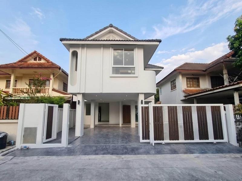 ขายบ้านเดี่ยวรีโนเวทใหม่ทั้งหลัง ถนนหน้าบ้านกว้าง 2 เลน โครงการดอนเมืองวิลล่า 2 ดอนเมือง-สายไหม กทม. 1