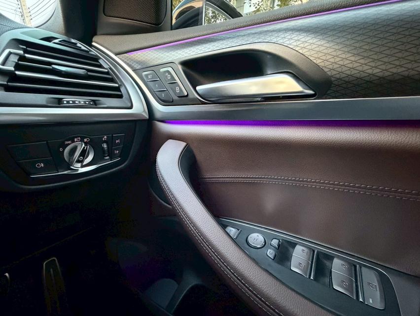 BMW X3 xdrive20d M sport รูปที่ 16