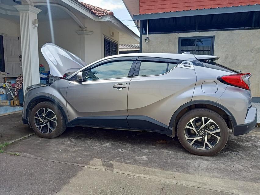 ขายรถ Toyota C-HR 1.8 Mid ปี 2020 วิ่งน้อย