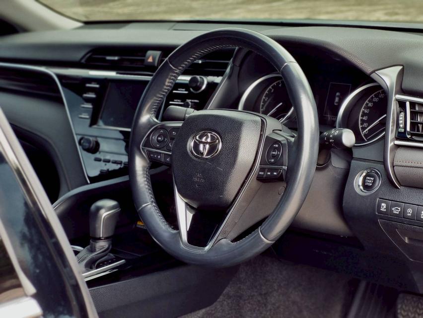 ขาย Toyota Camry 2.0G ปี19 12