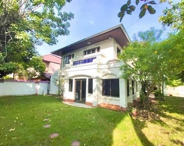 ให้เช่าบ้านเดี่ยว 2 ชั้น 150 ตรว. หมู่บ้านมณียา ท่าอิฐ นนทบุรี หลังใหญ่ มีพื้นที่สวนกว้าง 1