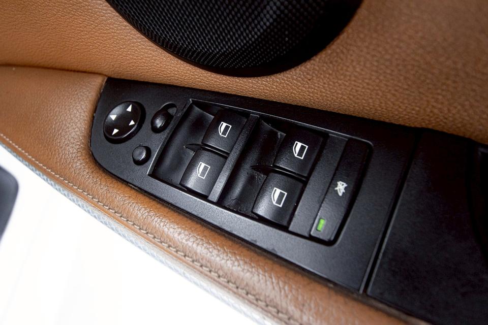 BMW SERIES 3 320D SPORT 2.0 2012  10