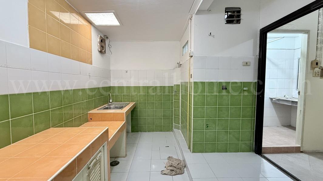 ทาวน์เฮาส์ 3 ชั้น หมู่บ้านแฮปปี้แลนด์วิลล์ ซอยลาซาล 32 ราคาถูกมาก 7