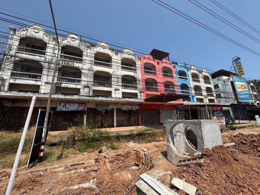 ขายอาคารพาณิชย์ 3 ชั้น  2 คูหา ติดถนนสายขอนแก่น - เหล่านาดี  จังหวัดขอนแก่น 2