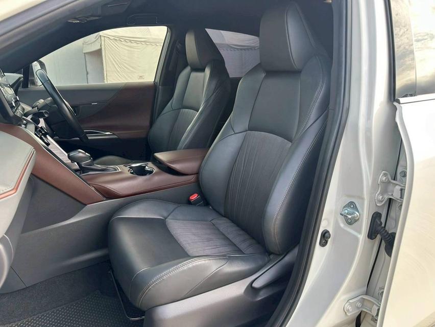 Toyota Harrier Hybrid G ปี 2021 • Mileage: 95,000 km 14