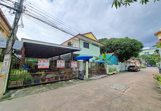 ขายบ้าน หมู่บ้านร่มเย็น 3 ชุมชนเฟื่องฟ้า ถนนสุขุมวิท เมืองสมุทรปราการ เนื้อที่ 100 ตร.ว. 2