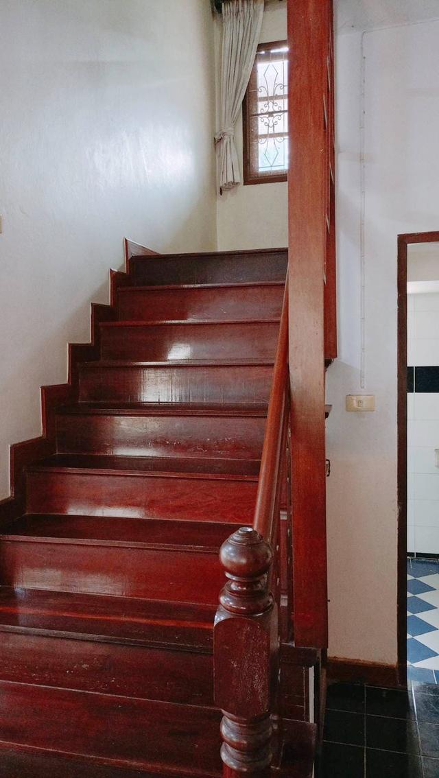 ขาย บ้านเดี่ยว หมู่บ้านปรีชา พุทธมณฑลสาย4 จำนวน 2 ชั้น ขนาดเนื้อที่ดิน  90 ตารางวา พื้นที่ใช้สอย 250 ตารางเมตร  10