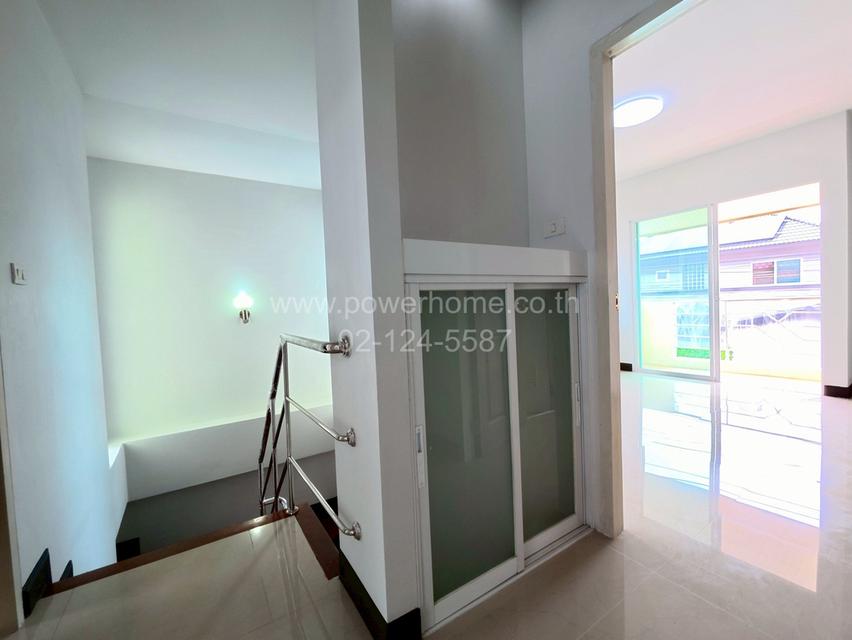 หมู่บ้านอู่ทองเพลส 6 ใกล้ตลาดเปียร์นนท์ ถนนลำลูกกา ต.คูคต อ.ลำลูกกา จ.ปทุมธานี 11