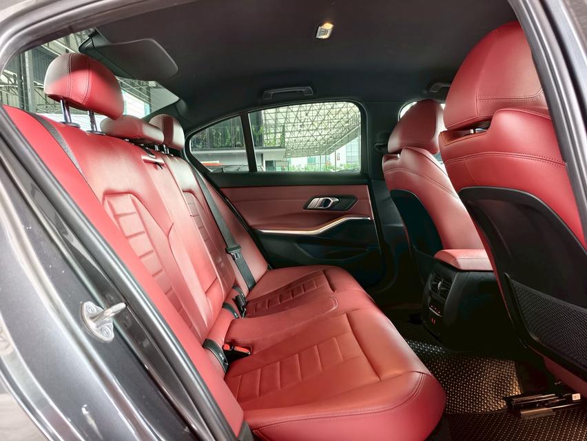 BMW 320d M Sport 2022💰 ราคาพิเศษเพียง 1,248,000 บาท เท่านั้น รูปที่ 10
