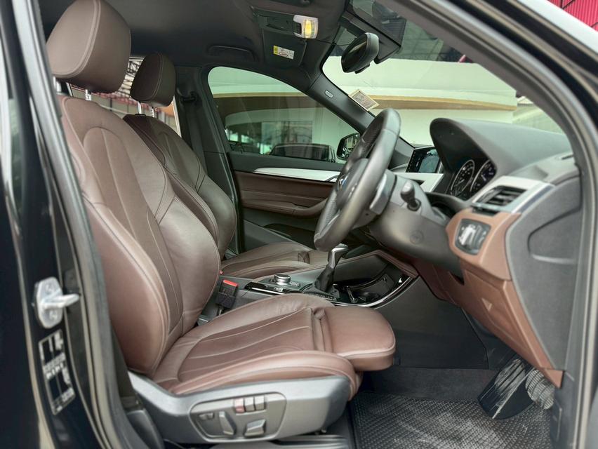 ปี 2019 BMW X1, 2.0 sDrive20d M SPORT โฉม F48 ปี16-23 สีดำ เครื่องยนต์ดีเซล 8