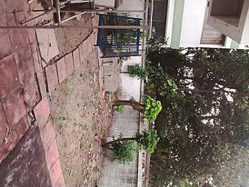OLD HOUSE SUITABLE FOR HOUSE OR APARTMENT ,HOME OFFICE SUKHU 1