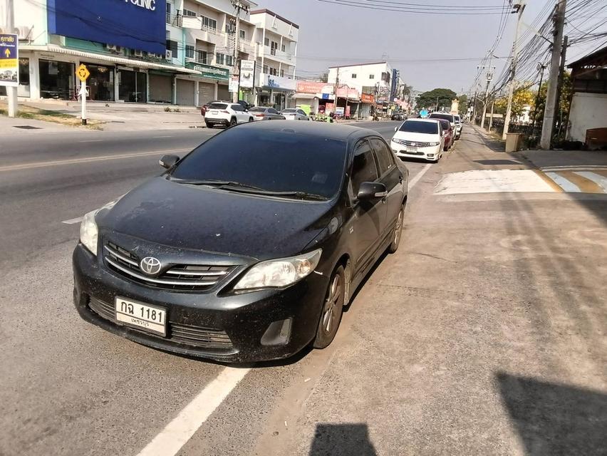 รถเก๋งรถยนต์ขนาดกลาง รูปที่ 2