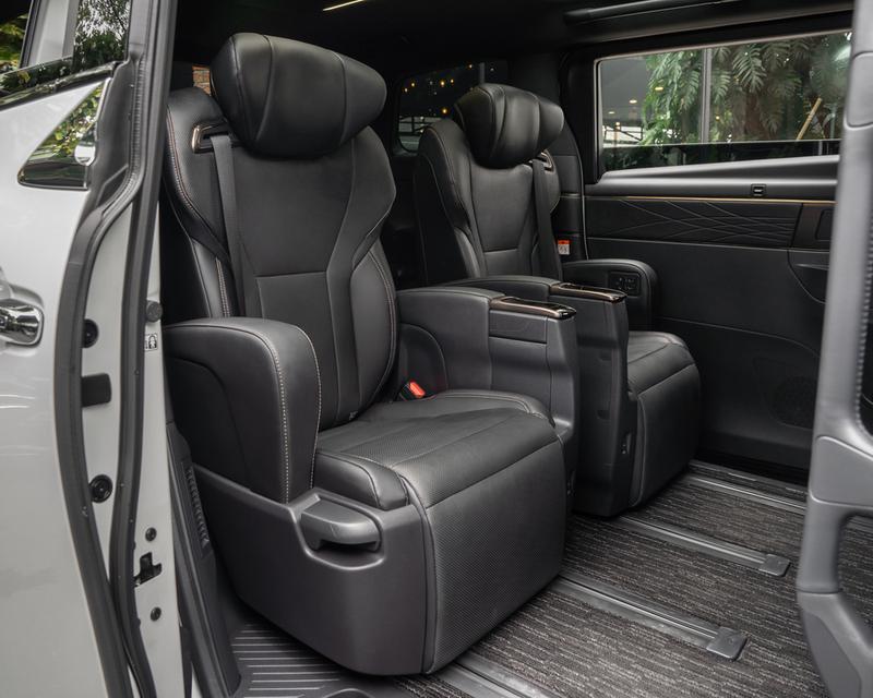 “Toyota Alphard 2.5Z 2WD” ปี 2024 รูปที่ 11