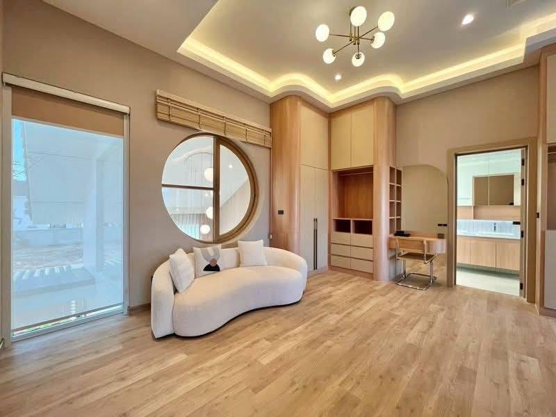 ✨ ให้เช่า Pool Villa หรู 2 ชั้น 4 นอน 5 น้ำ 348 ตรม. ที่ดินกว้าง 213.3 ตรว. เพียง 150,000.-/เดือน (No Pets) 🏊‍♂️ 13