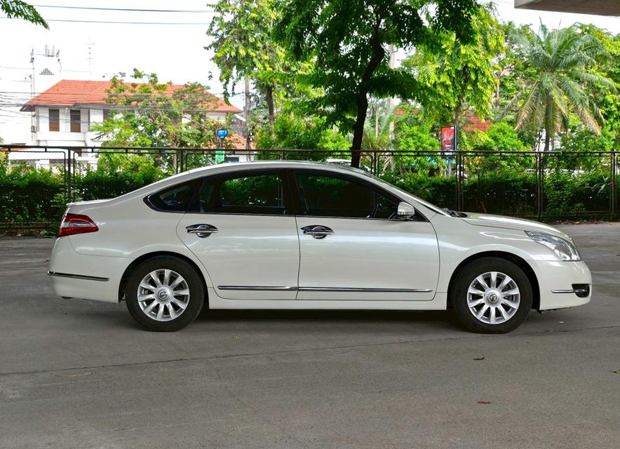 Nissan Teana 200XL ปี 2011
