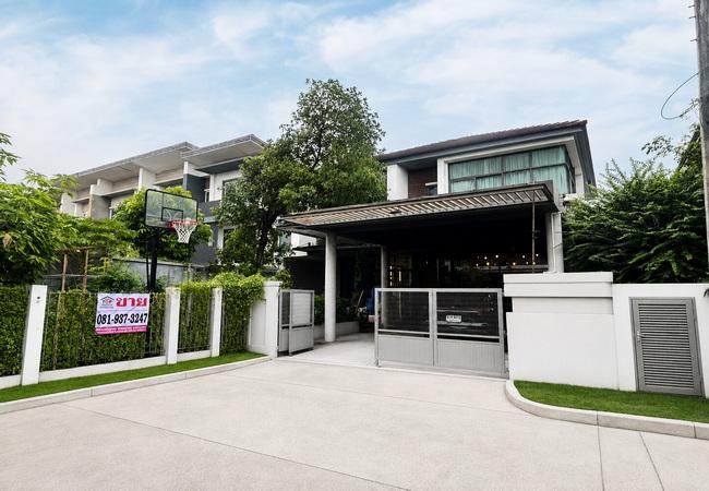 ขายบ้านเดี่ยว หมู่บ้านเศรษฐสิริ ศรีนครินทร์-พระราม 9 เนื้อที่ 73.5 ตร.ว. 2 ชั้น 3 นอน 3 น้ำ 1