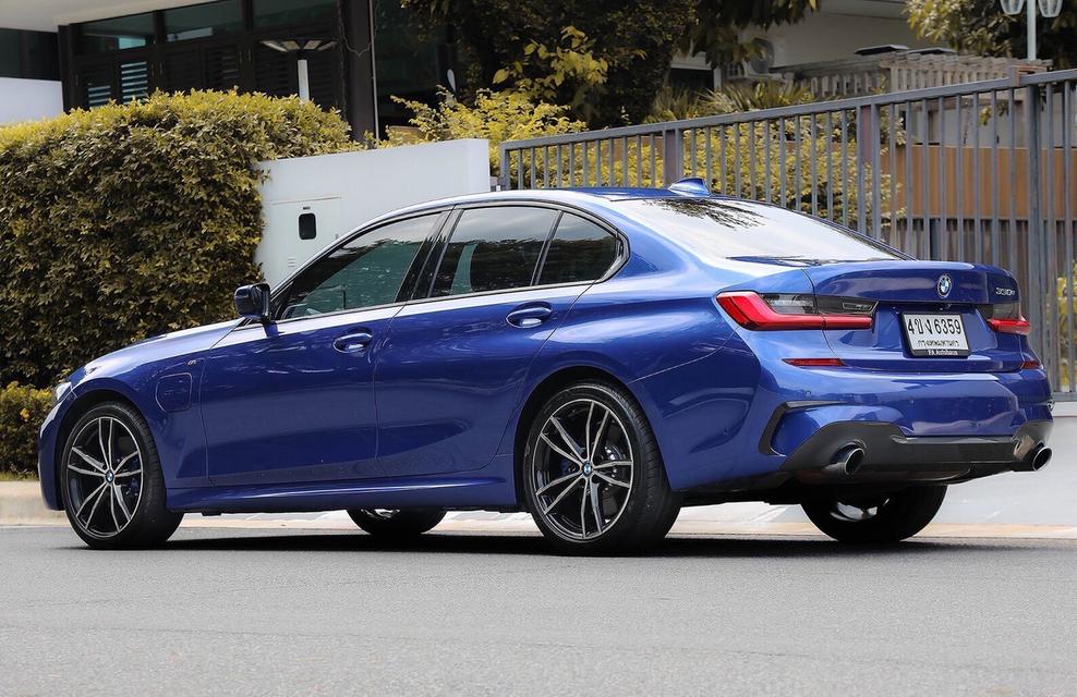 BMW 330e M Sport ปี 2021 6