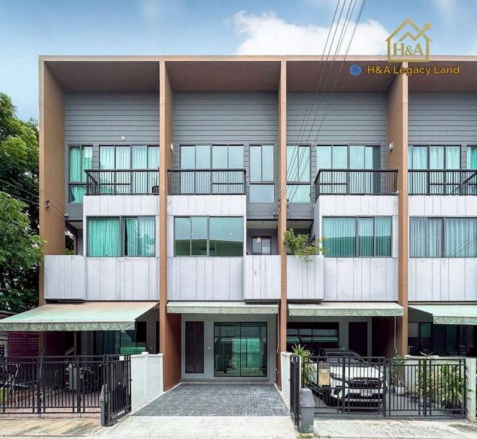 บ้านกลางเมือง พระราม 9 - กรุงเทพกรีฑา: ทาวน์โฮมทำเลดี ราคาเพียง 4.19 ล้านบาท! ทาวน์โฮม 3 ชั้น แบบ Terraria 8
