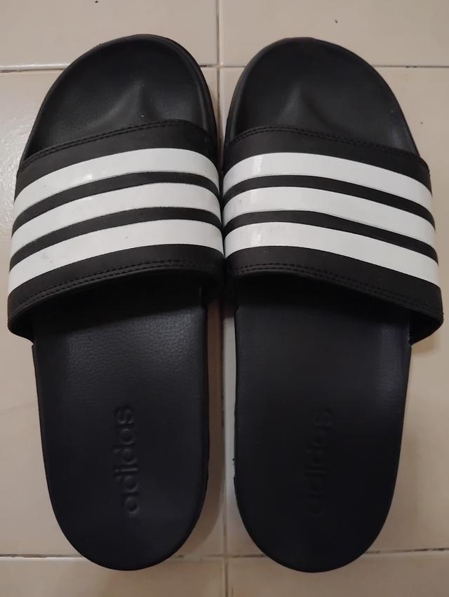 รองเท้าแตะ Adidas Adilette