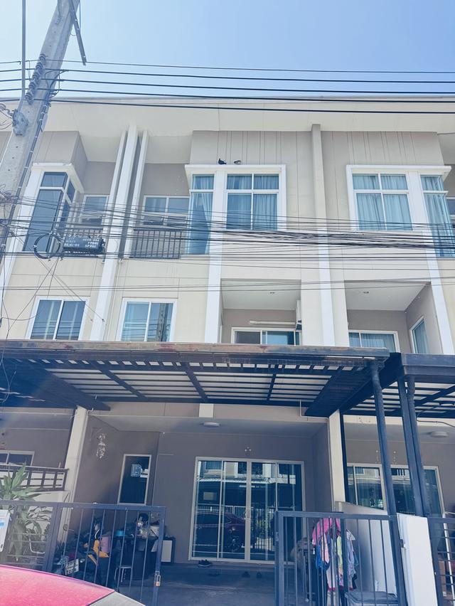 ทาวโฮใ 3 ชั้น หมู่บ้านซิกเนเจอร์ 1