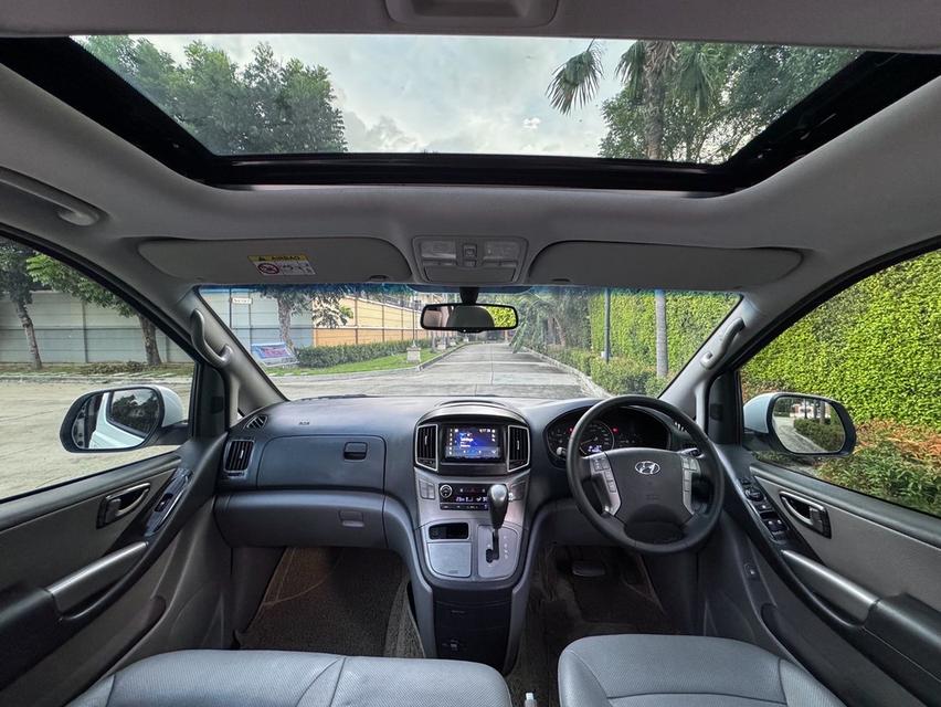 รหัสรถ AVA283 🦾 Hyundai H1 Limited III ปี 2019 รุ่นพิเศษ มี Sunroof 12