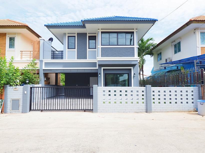 Clerance Sale บ้านแฝด 2 ชั้น ม.เติมรัก 3 ขนาด 44.2 ตร.ว. 3นอน 2น้ำ บ้านหลังใหญ่ สวยมาก พื้นที่ใช้สอยกว้าง อยู่บนถนนเมน ต้นโครงการ ตกแต่งใหม่ 1