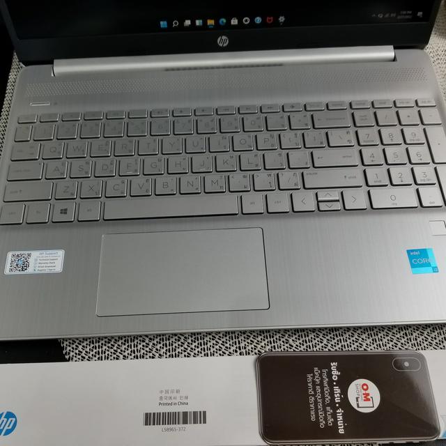 ขาย/แลก HP Laptop 15s fq2604TU 15.6นิ้ว Ram4/256 Core i3-1115G4 ศูนย์ไทย ใหม่แกะเช็ค เพียง 14,900 บาท  4