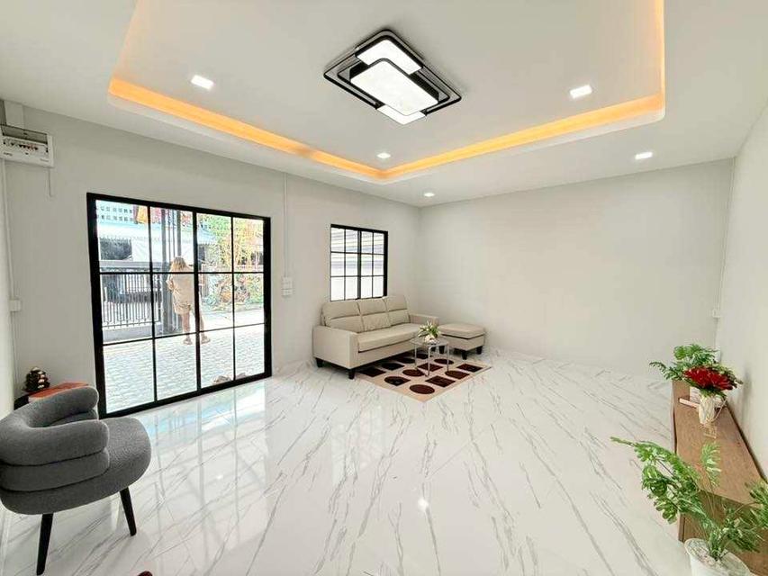 บ้านเดี่ยวชั้นเดียว รามคำแหง มีนบุรี หมู่บ้านเคหะธานี 4 ซอยมิสทีน นัดชมบ้าน 085-318-6868 คุณวา 12