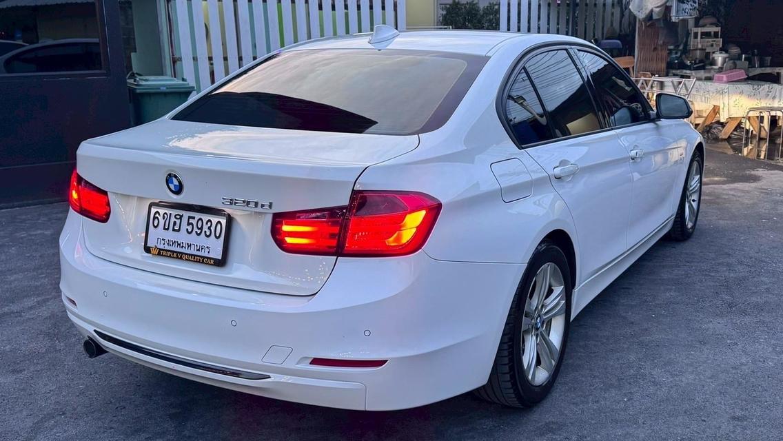รหัสรถ TPV5930 🎊 BMW 320d Sport F30 🎊 2013