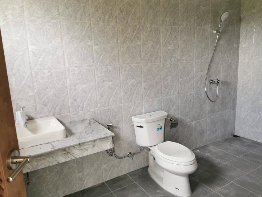 บ้านเดี่ยวสองชั้น ริมบึงน้ำสวย@เมืองพิษณุโลก 10