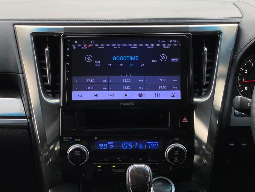 Toyota Alphard 2.5 SC Package ปี 2015 เลขไมล์ 85,xxx km 17