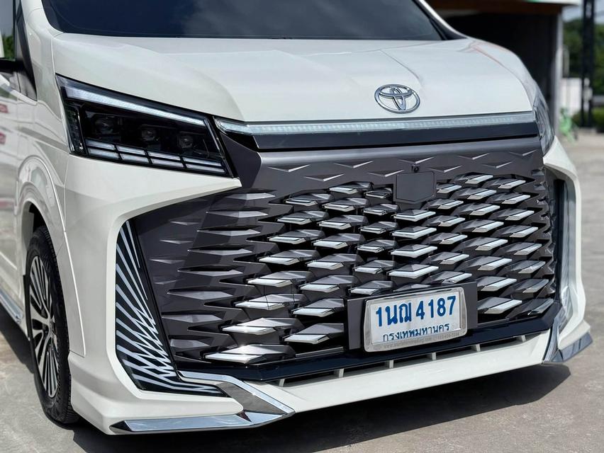 🔥 TOYOTA COMMUTER 2.8 AT EURO 5 ปี 2024 🔥 VIP FULL OPTION ชุดแต่งเต็มคัน พร้อมใช้งาน รูปที่ 18