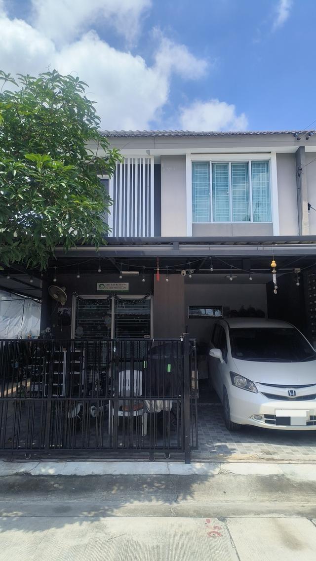 ทาวน์เฮ้าส์ 2 ชั้น หลังมุม 1