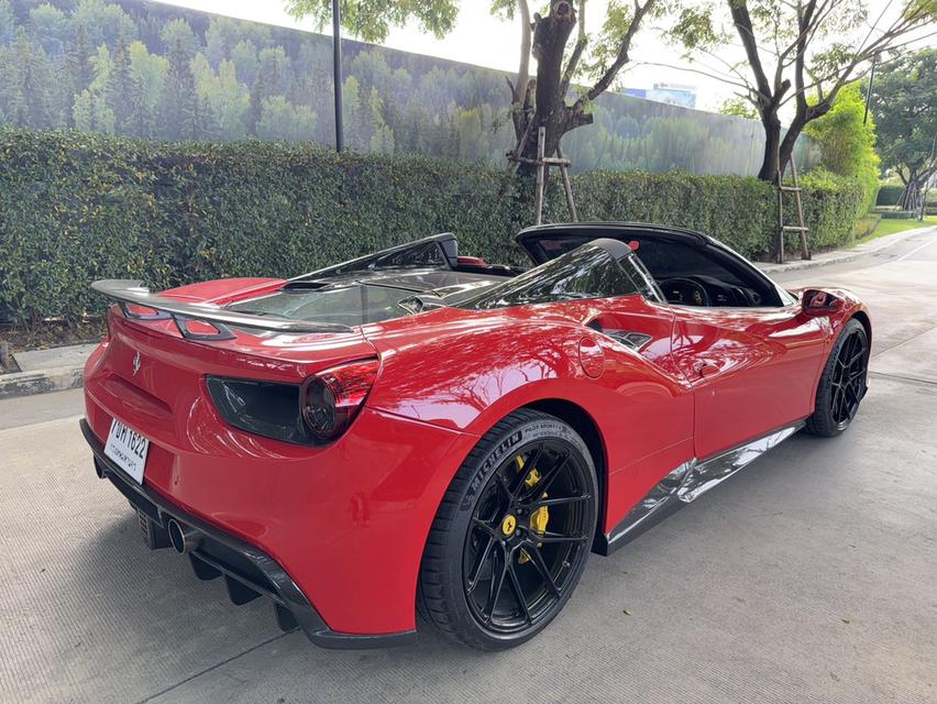 Ferrari 488 SPIDER ปี 2017 6