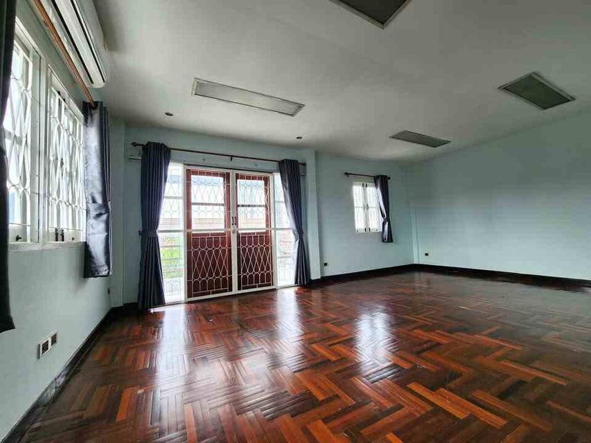 2Forrent ให้เช่าทาวน์โฮม 3ชั้น หมู่บ้านโพธิ์แก้ว ประชาชื่น-แจ้งวัฒนะ ถนนแจ้งวัฒนะ รหัสประกาศ  B984 4