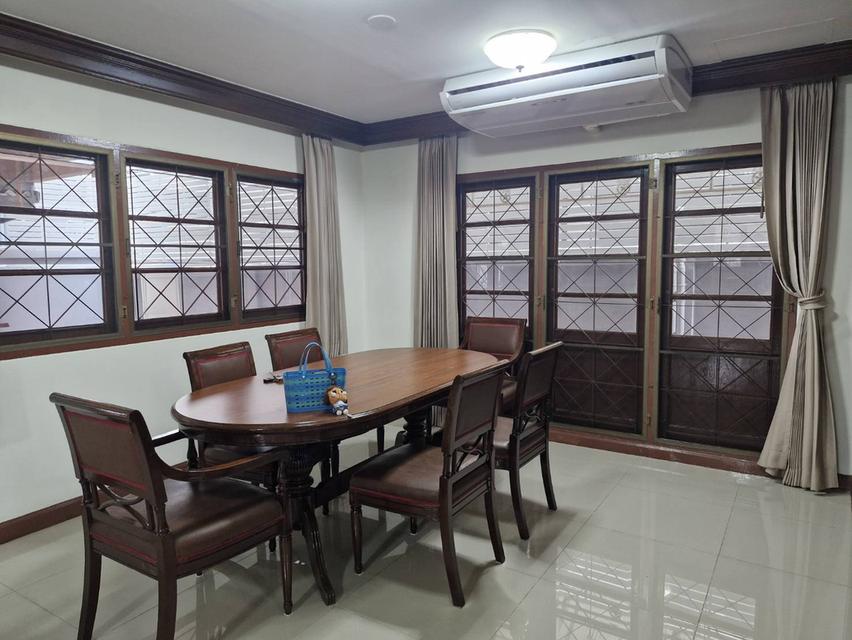 ให้เช่าบ้านเดี่ยว2ชั้น ใกล้ KIS International School ใกล้ SISB ใกล้สถานทูตจีน เกาหลี และตุรกี5ห้องนอน 5ห้องน้ำ ย่านห้วยข 2