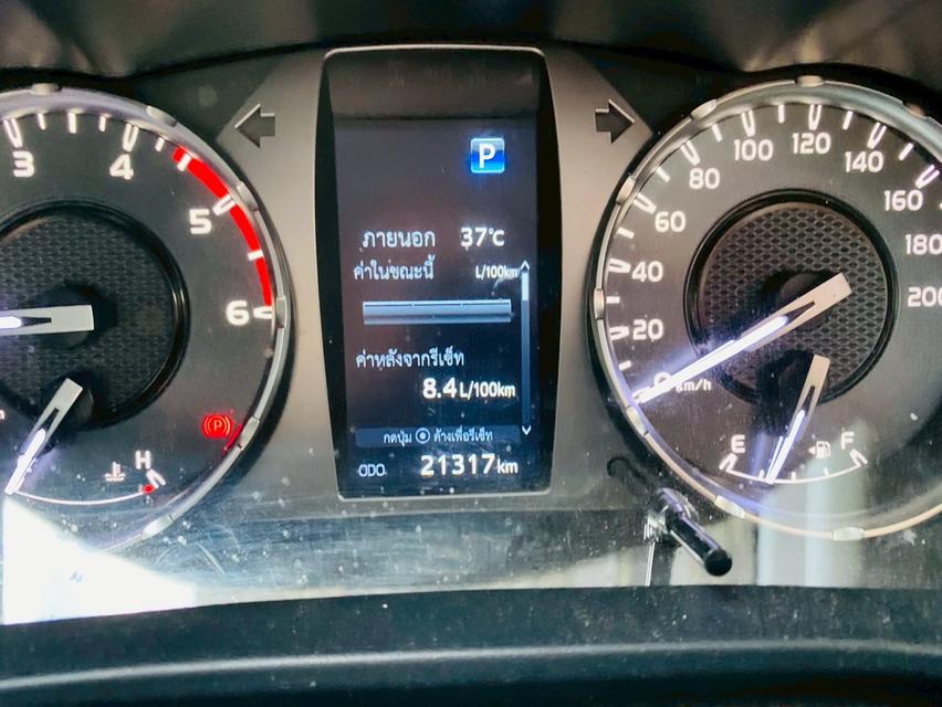 2023 Toyota HILUX REVO 2.4 Double Cab Prerunner Entry รูปที่ 13