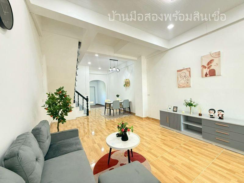 หมู่บ้านมหาลาภ 2 มิตรไมตรี 4