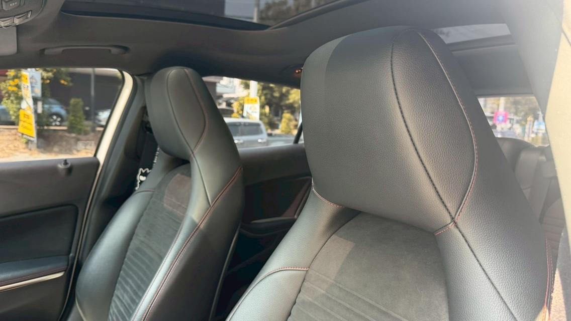 รหัสรถ KPV7036 2020 BENZ GLA 250 AMG Dynamic รูปที่ 11
