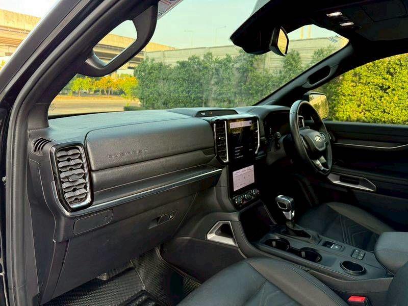 FORD EVEREST 2.0 THAITANIUM PLUS 2WD 10