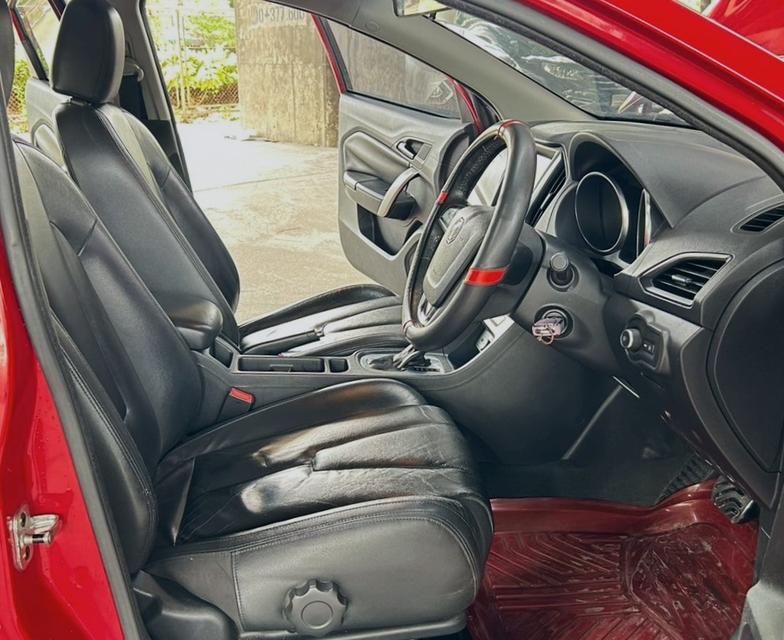 MG-5 1.5 X Sunroof ปี 2016  6